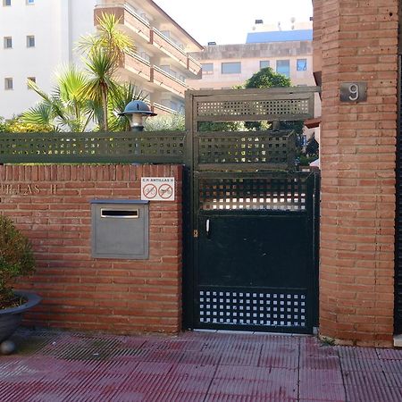 Apartament Lloret De Mar Fenals 100M Beach Apartment Exterior photo