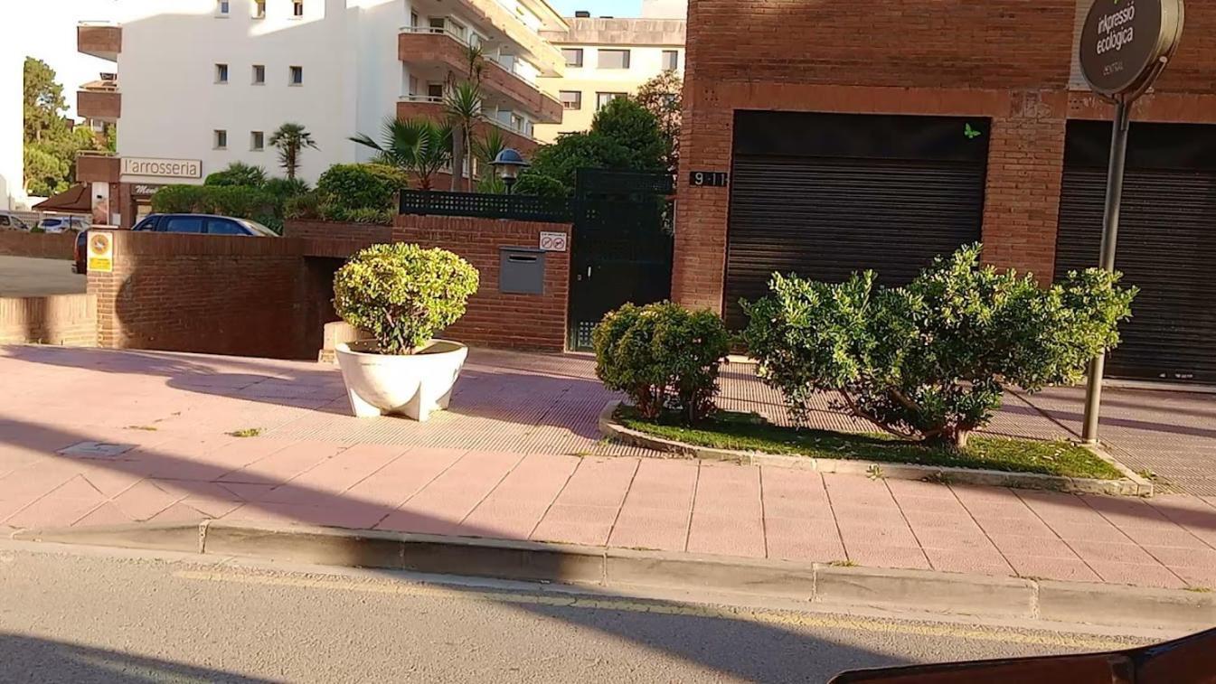 Apartament Lloret De Mar Fenals 100M Beach Apartment Exterior photo